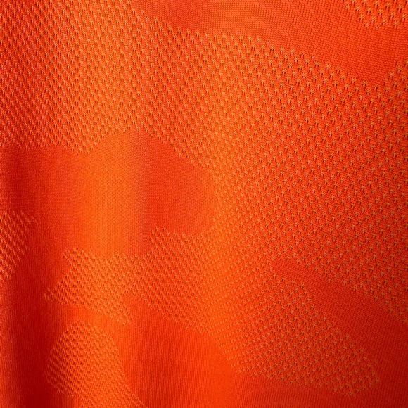 ⭐️ NWOT UNDER ARMOUR Men’s Velocity Jacquard Short Sleeve XL Shirt - Picture 6 of 10